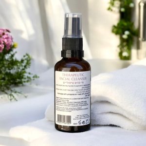 מי פנים לעור שמן טיפוליים וטבעיים